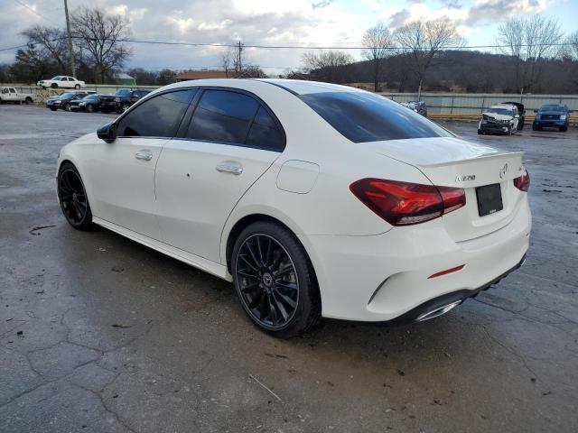 Image 2 of 2019 MERCEDES-BENZ A 220 4MATIC 2019 with VIN WDD3G4FB4KW015549