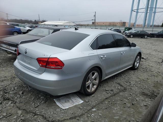 Image 3 of 2014 VOLKSWAGEN PASSAT SE 2014 with VIN 1VWBT7A35EC064541
