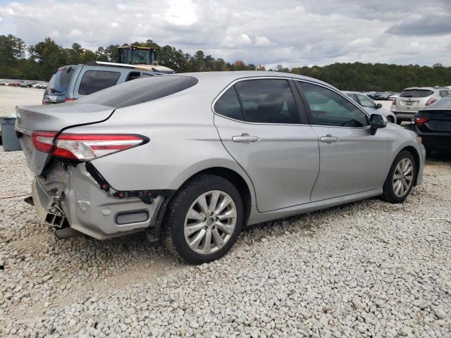 Obraz 3 z 2018 TOYOTA CAMRY L 2018 z VIN 4T1B11HK0JU081234