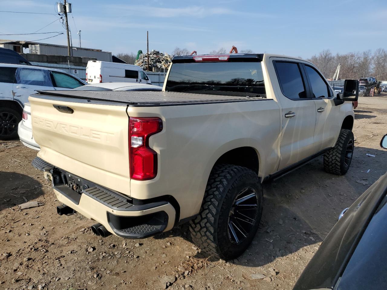 Image 3 of 2021 CHEVROLET SILVERADO K1500 LT TRAIL BOSS 2021 with VIN 3GCPYFED2MG402660