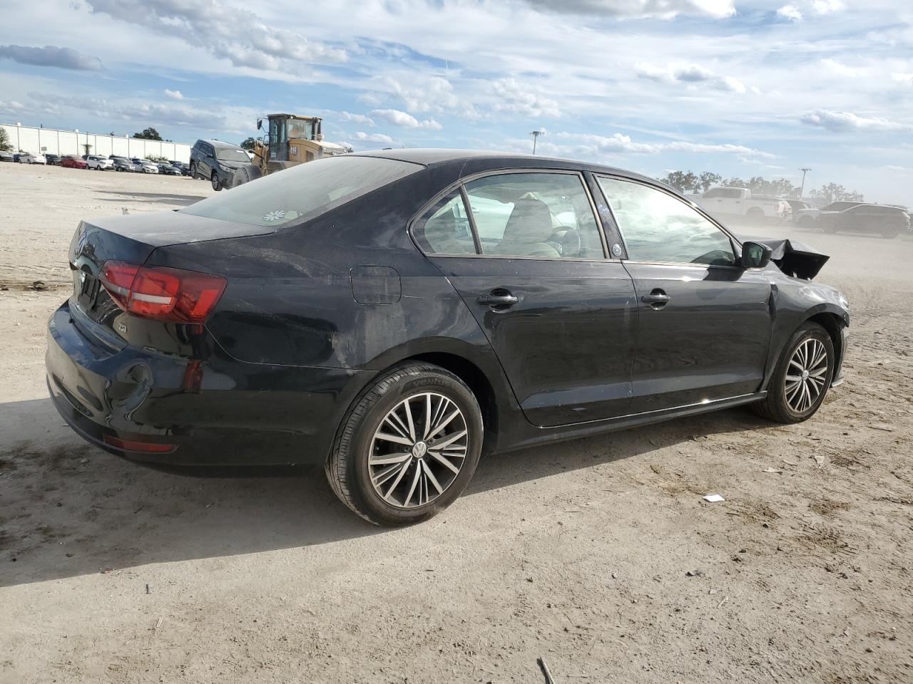 Image 3 of 2018 VOLKSWAGEN JETTA SE 2018 with VIN 3VWDB7AJ2JM223776