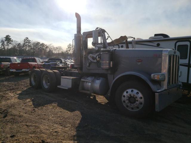 Изображение 1 2011 PETERBILT 388  2011 с VIN 1XPWD49X1BD111639