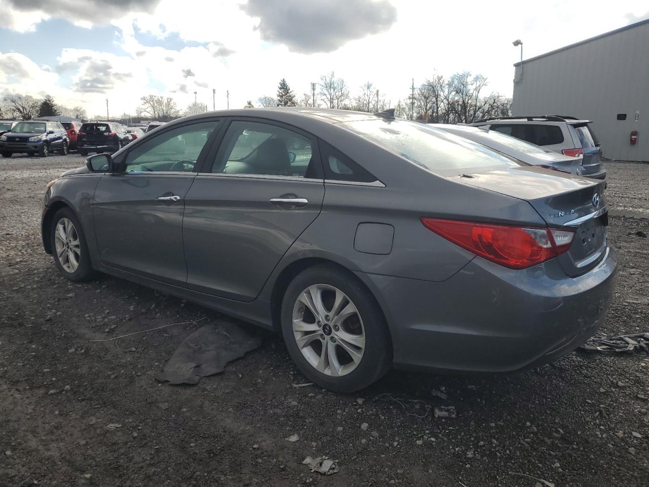 Image 2 of 2012 HYUNDAI SONATA SE 2012 with VIN 5NPEC4AC0CH312050