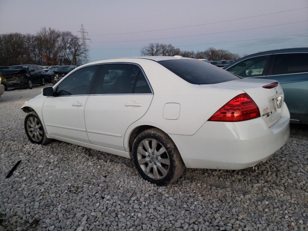Obraz 2 z 2007 HONDA ACCORD EX 2007 z VIN 1HGCM66547A007563