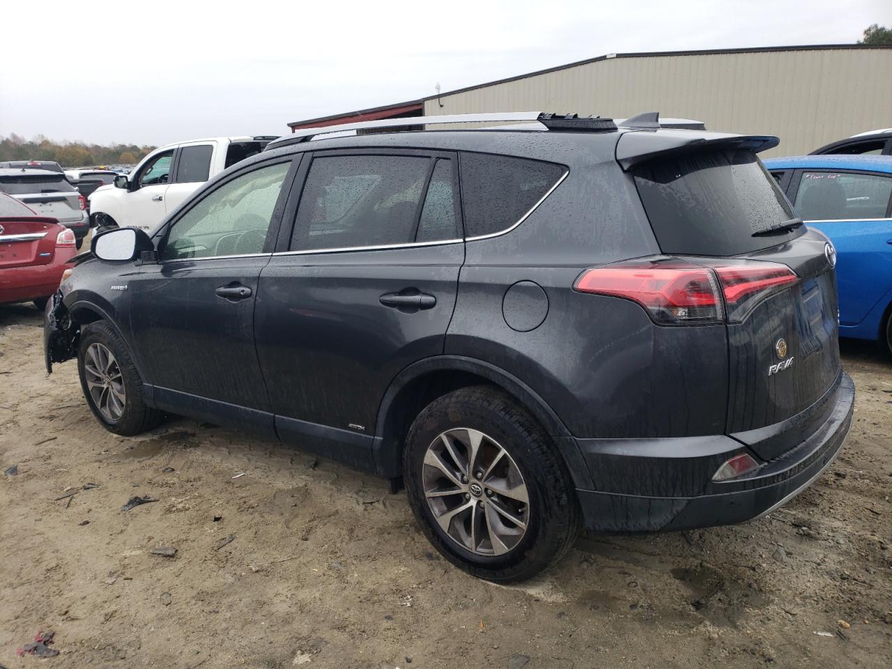 Obraz 2 z 2018 TOYOTA RAV4 HV LE 2018 z VIN JTMRJREV1JD155597