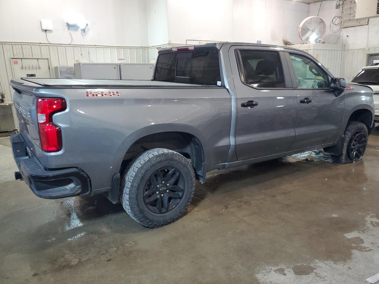 Изображение 3 2021 CHEVROLET SILVERADO K1500 LT TRAIL BOSS 2021 с VIN 3GCPYFED2MG165958