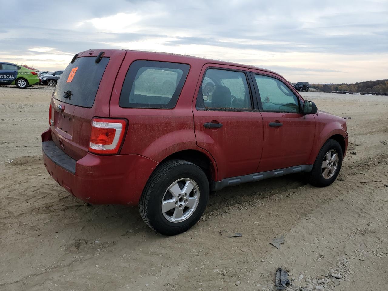 Obraz 3 z 2011 FORD ESCAPE XLS 2011 z VIN 1FMCU0C76BKA36515
