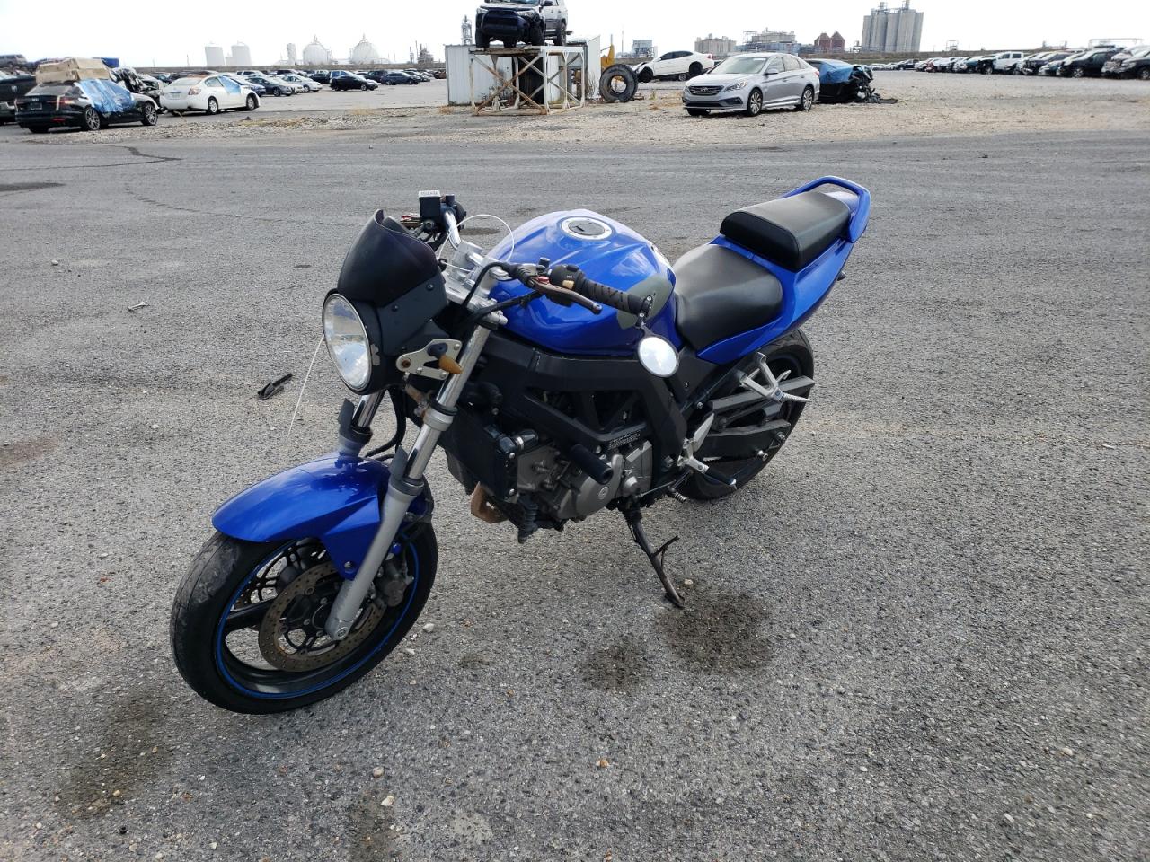 Image 2 of 2005 SUZUKI SV650  2005 with VIN JS1VP53A352101638