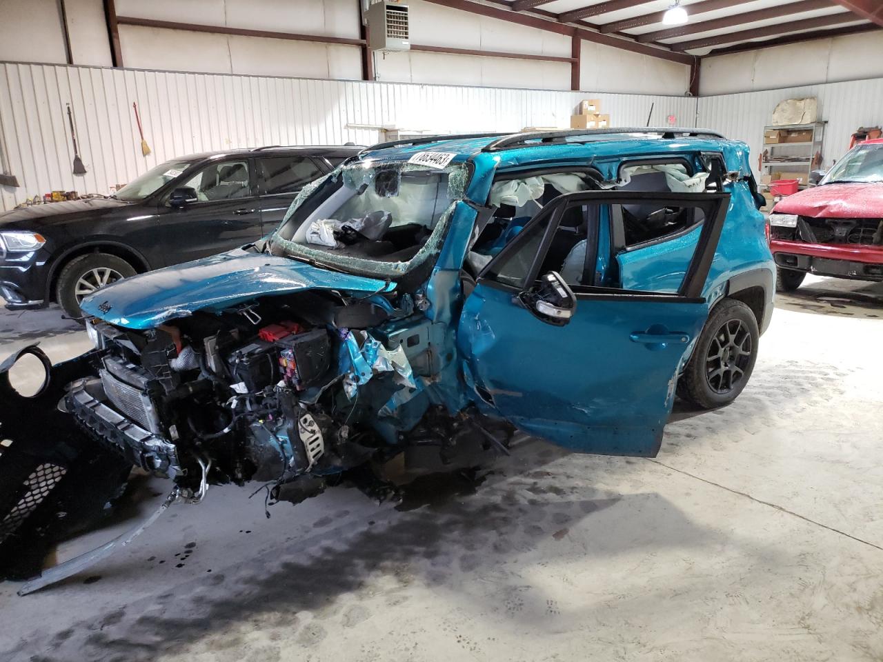 Image 1 of 2020 JEEP RENEGADE LATITUDE 2020 with VIN ZACNJBBB8LPL08302