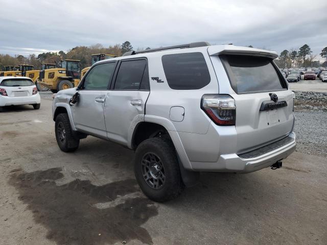 Obraz 2 z 2020 TOYOTA 4RUNNER SR5/SR5 PREMIUM 2020 z VIN JTEBU5JR2L5782909