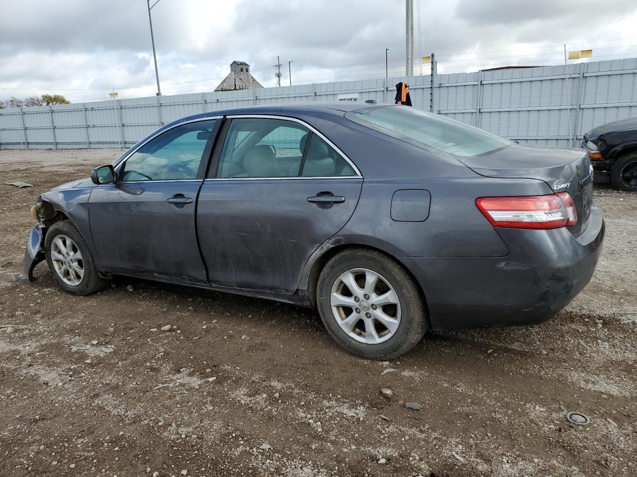Изображение 2 2011 TOYOTA CAMRY BASE 2011 с VIN 4T4BF3EK5BR209444