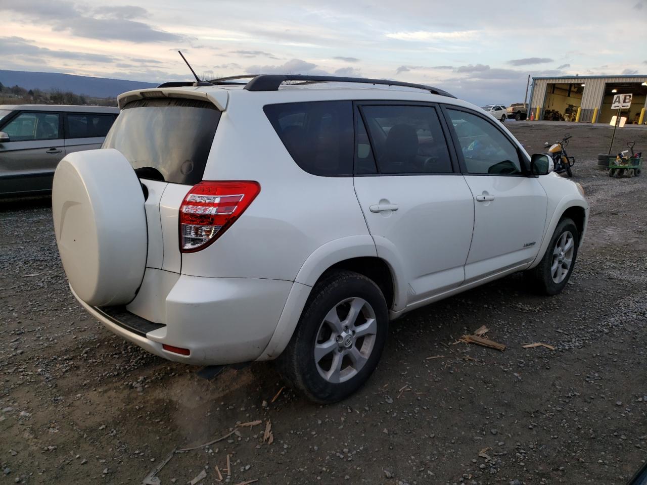 Image 3 of 2012 TOYOTA RAV4 LIMITED 2012 with VIN 2T3YK4DV6CW015256