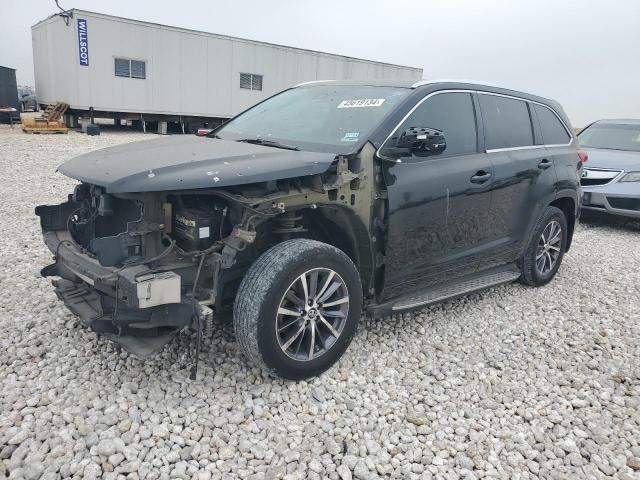 Image 1 of 2017 TOYOTA HIGHLANDER SE 2017 with VIN 5TDJZRFH1HS423402