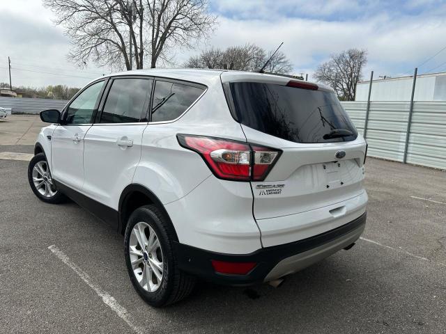 Obraz 3 z 2017 FORD ESCAPE SE 2017 z VIN 1FMCU9GDXHUE76707