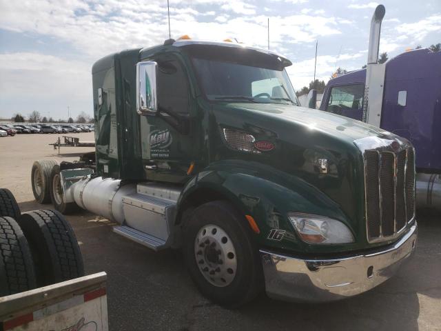 2015 PETERBILT 579  2015 image