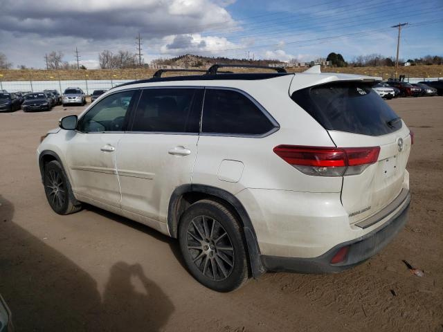 Image 2 of 2018 TOYOTA HIGHLANDER SE 2018 with VIN 5TDJZRFH2JS553386