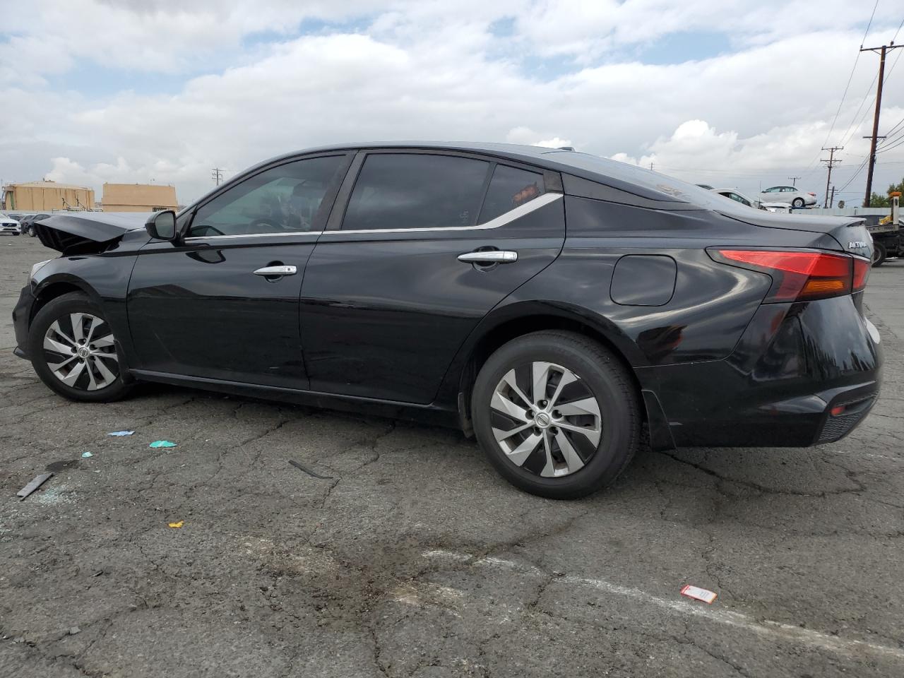 Изображение 2 2020 NISSAN ALTIMA S 2020 с VIN 1N4BL4BV3LN313363