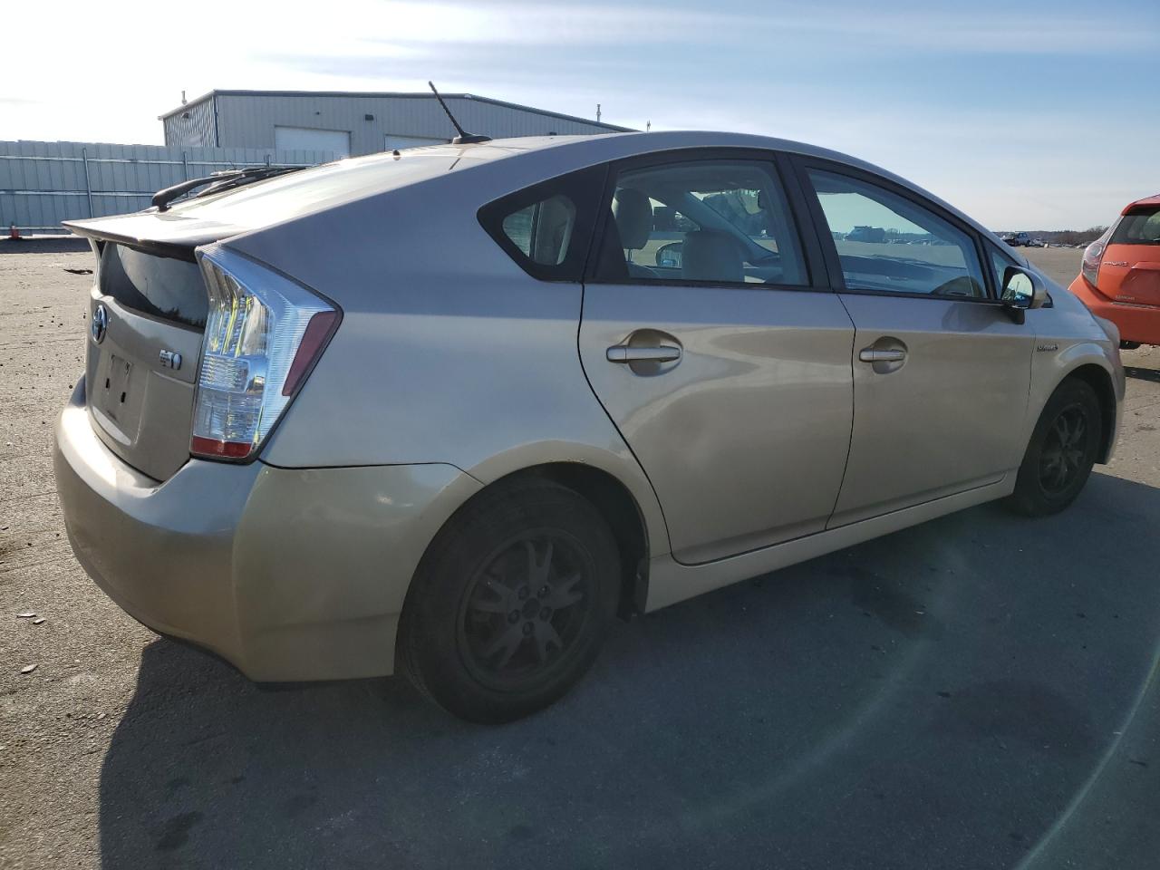 Image 3 of 2011 TOYOTA PRIUS  2011 with VIN JTDKN3DU5B1468070