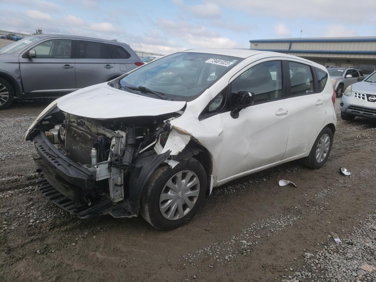Obraz 1 z 2016 NISSAN VERSA NOTE S 2016 z VIN 3N1CE2CP5GL396655