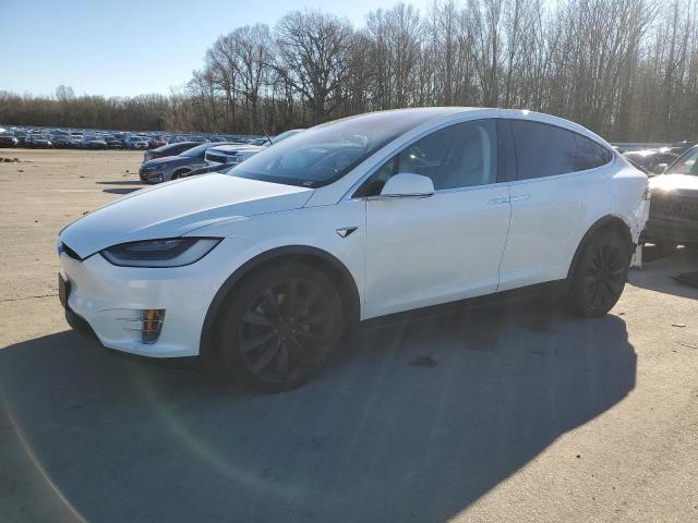 Изображение 1 2017 TESLA MODEL X  2017 с VIN 5YJXCBE40HF051847