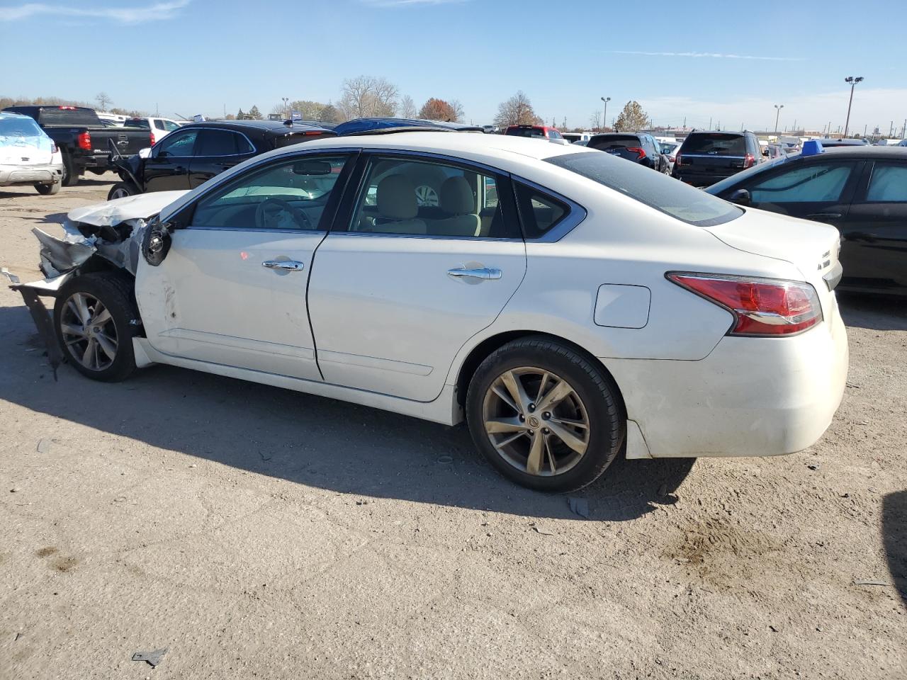 Obraz 2 z 2015 NISSAN ALTIMA 2.5 2015 z VIN 1N4AL3AP4FC201924