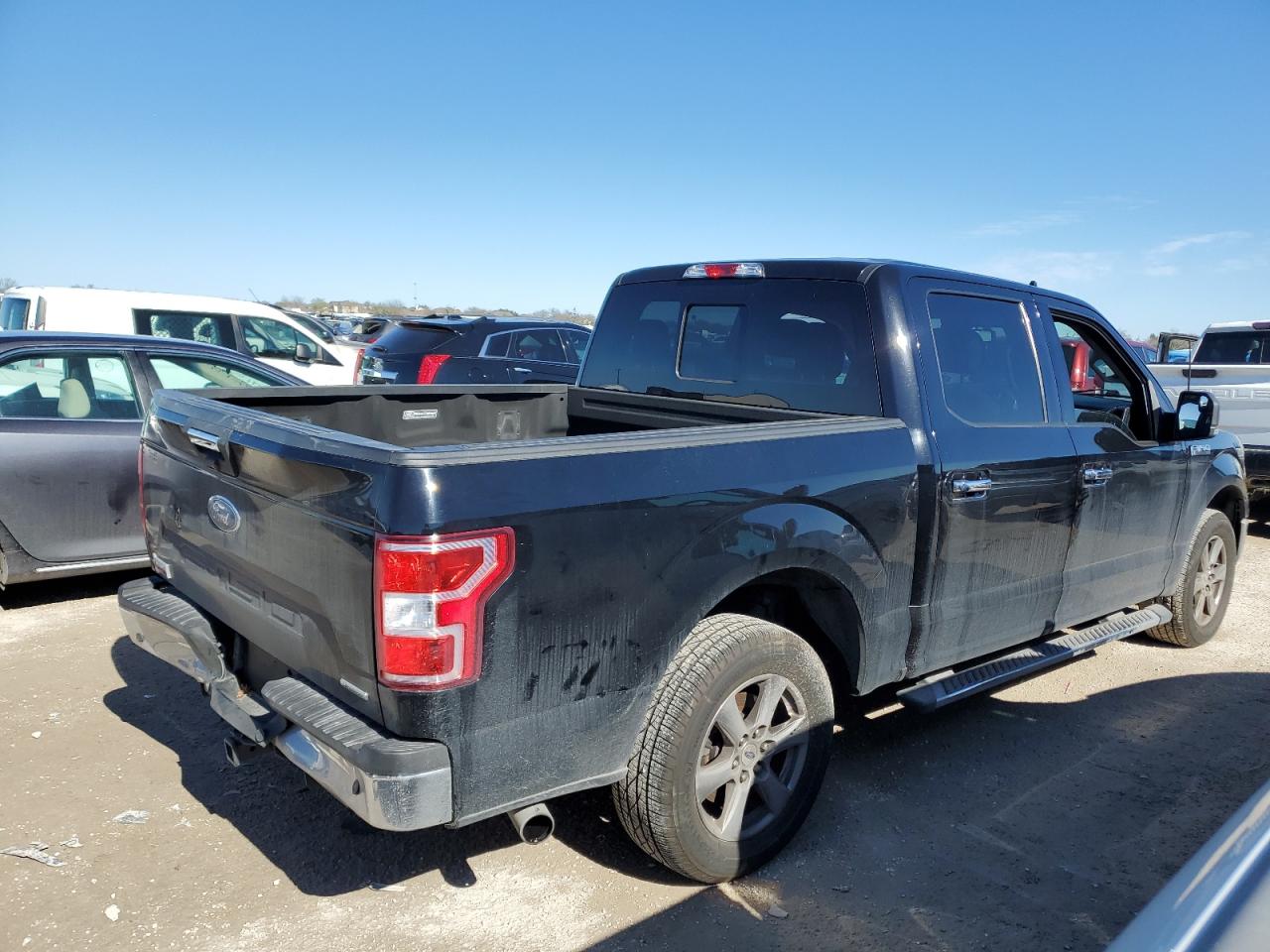 Obraz 3 z 2018 FORD F150 SUPERCREW 2018 z VIN 1FTEW1CPXJKD17275