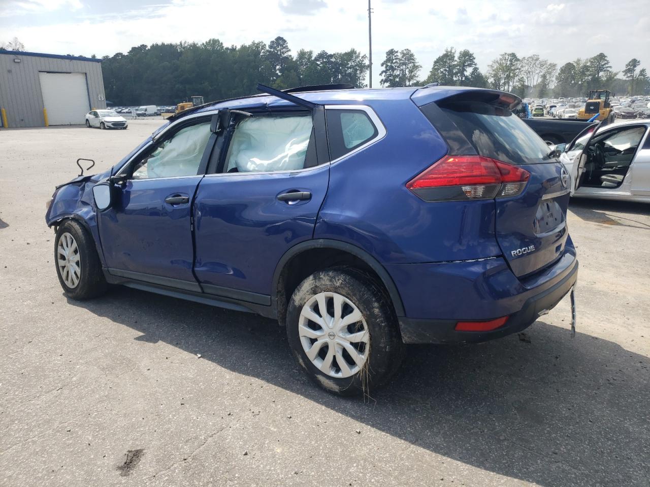 Image 2 of 2017 NISSAN ROGUE S 2017 with VIN KNMAT2MT0HP555089