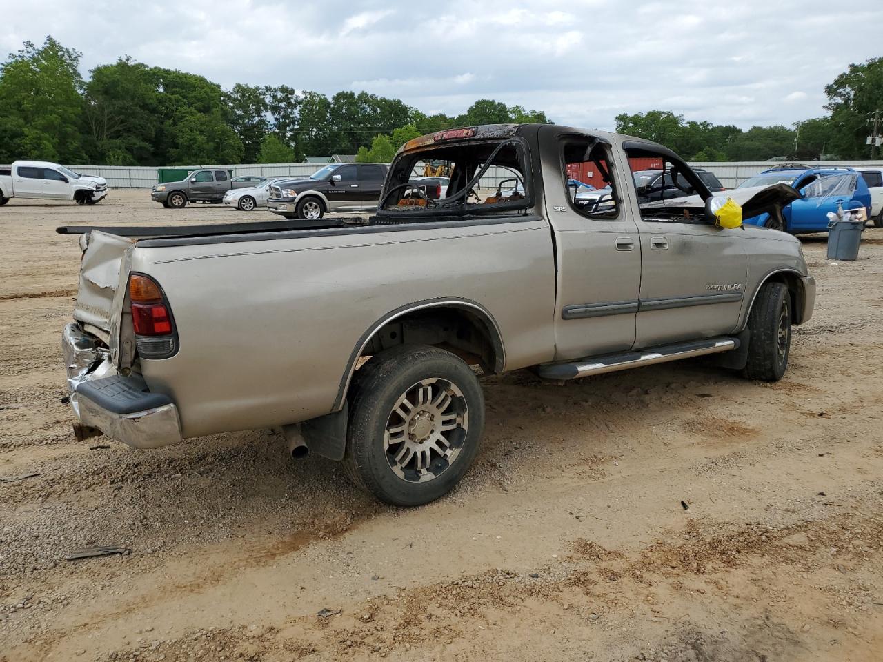 Image 3 of 2003 TOYOTA TUNDRA ACCESS CAB SR5 2003 with VIN 5TBRT34153S423802