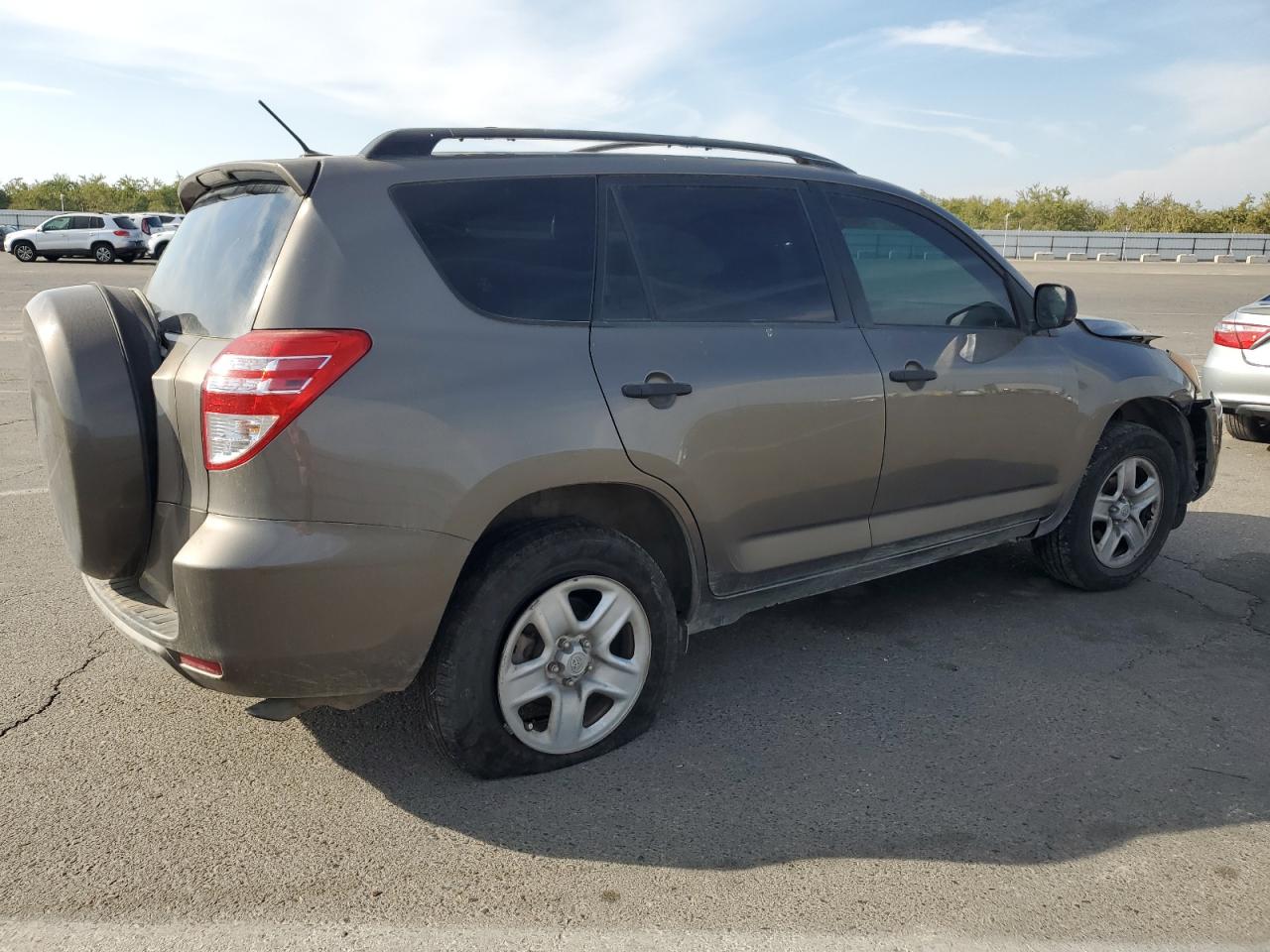 Изображение 3 2009 TOYOTA RAV4  2009 с VIN JTMZF33V99D013642