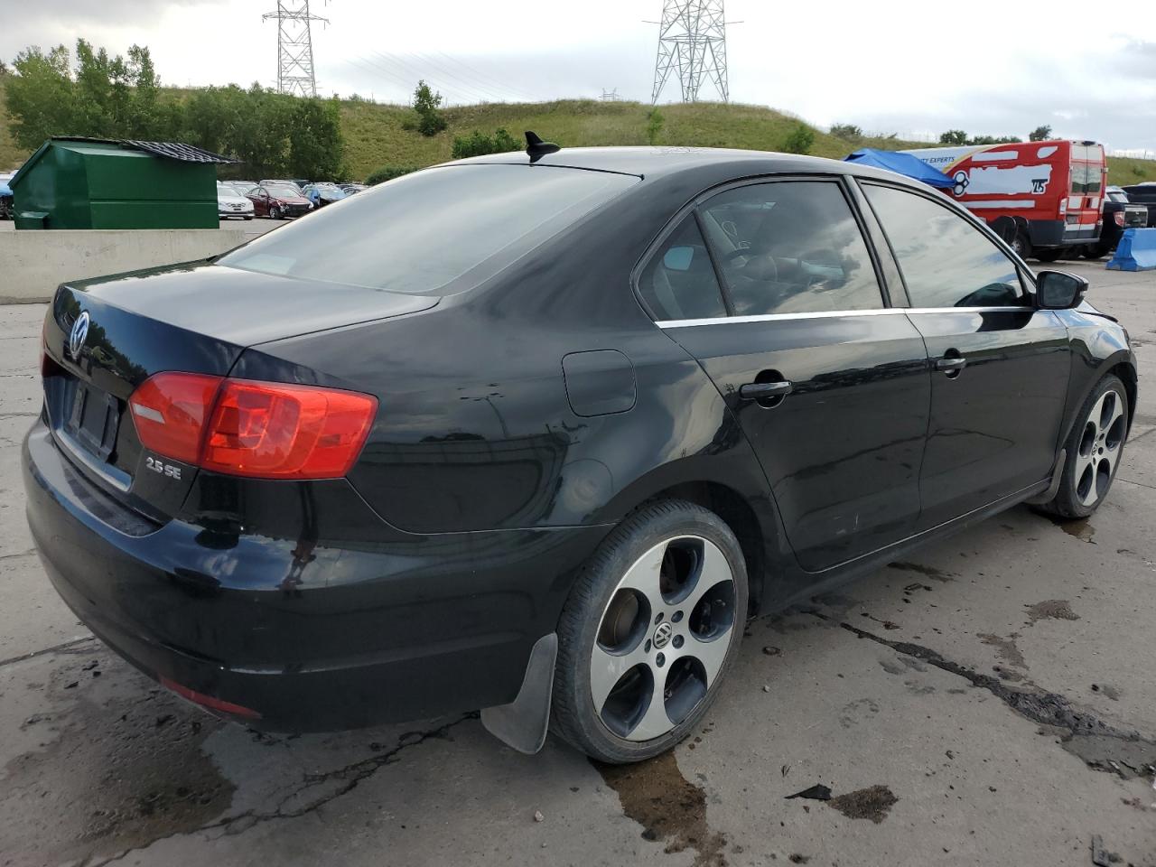 Image 3 of 2013 VOLKSWAGEN JETTA SE 2013 with VIN 3VWBX7AJ7DM411612