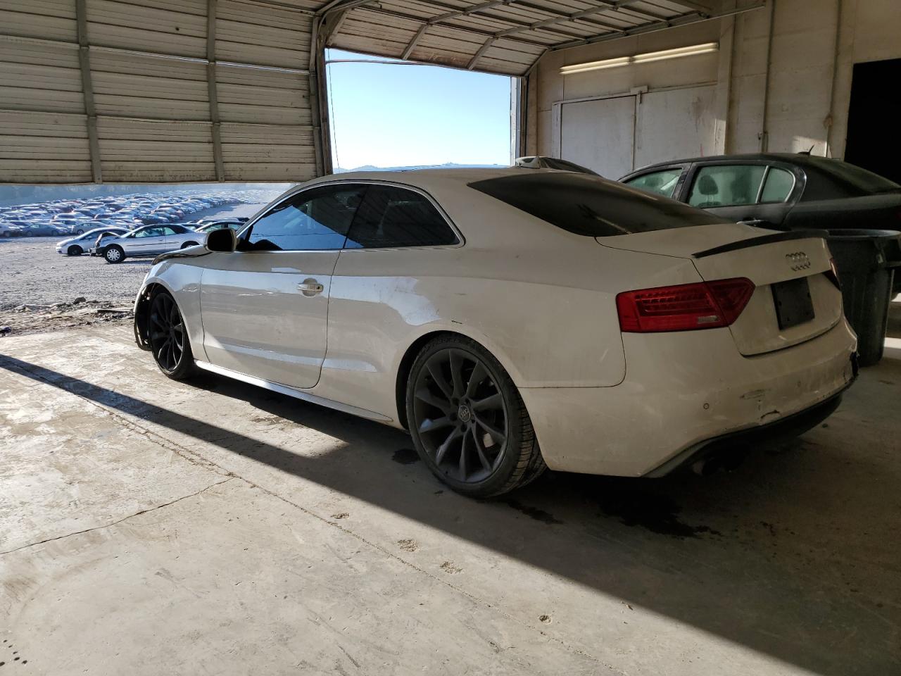 Изображение 2 2015 AUDI A5 PREMIUM PLUS 2015 с VIN WAUMFAFR1FA024285