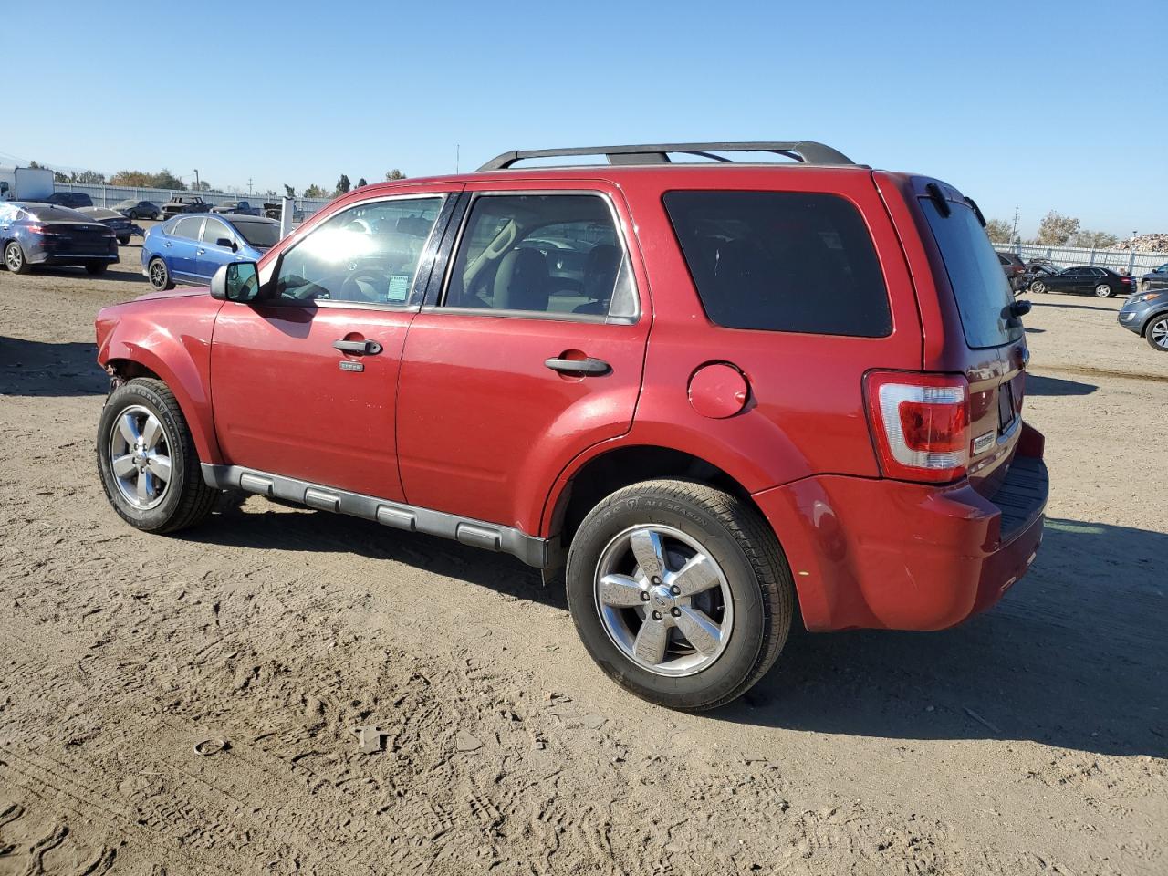 Obraz 2 z 2011 FORD ESCAPE XLT 2011 z VIN 1FMCU0DG4BKB84421