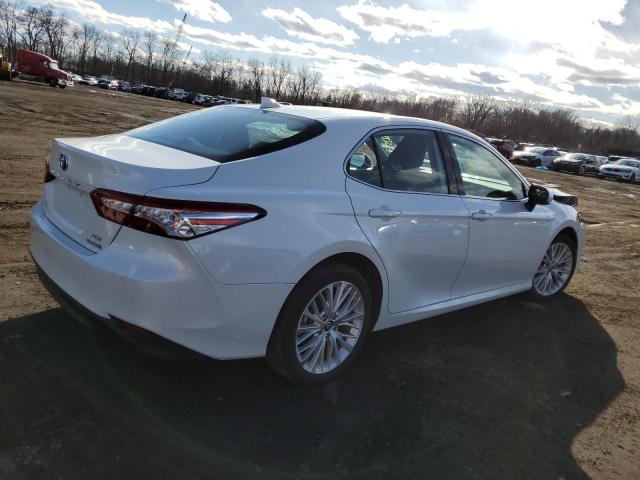 Изображение 3 2019 TOYOTA CAMRY HYBRID 2019 с VIN 4T1B21HK9KU013089