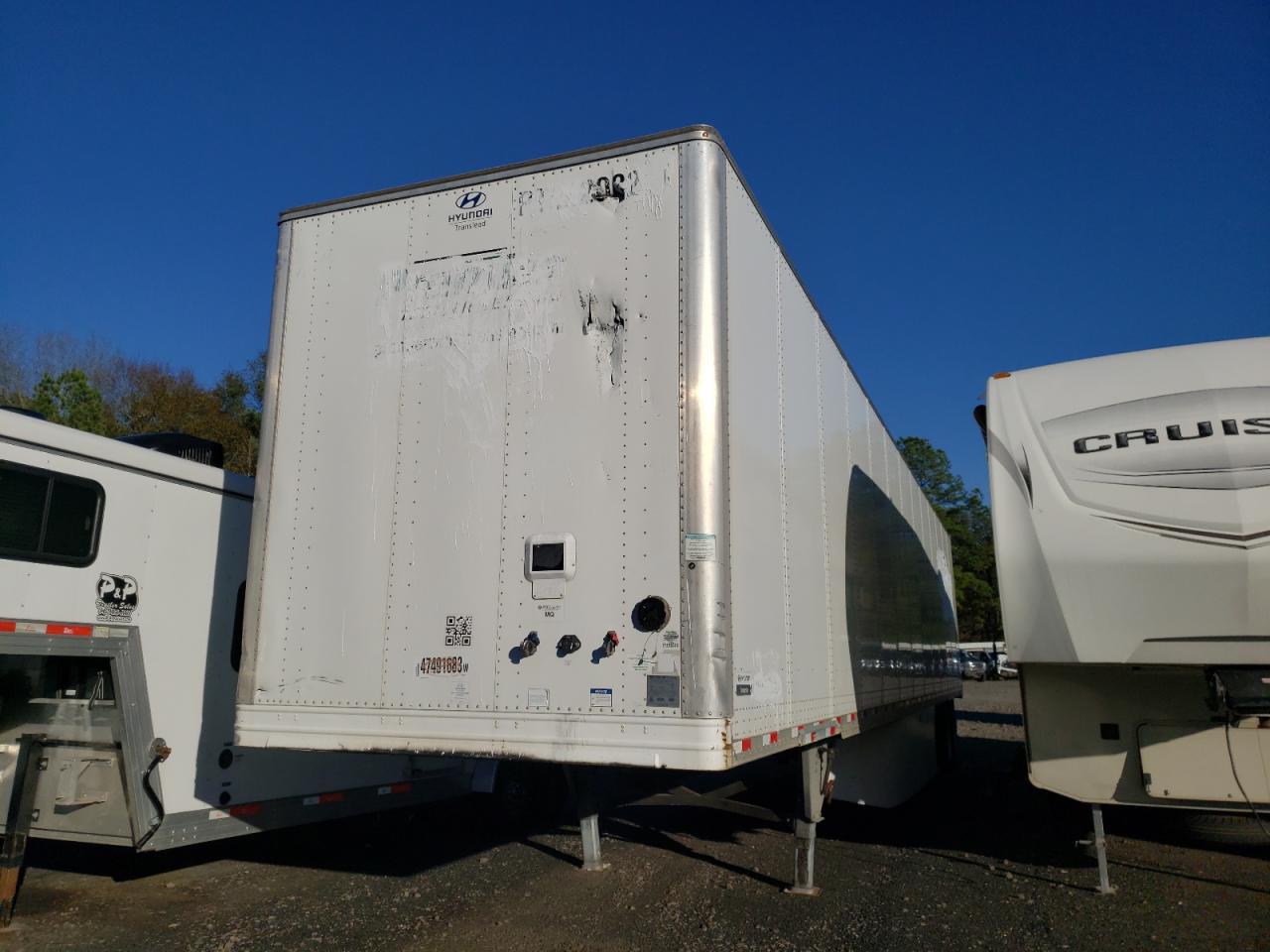 Image 2 of 2020 HYTR 3H3 2020 with VIN 3H3V532CXLR241233
