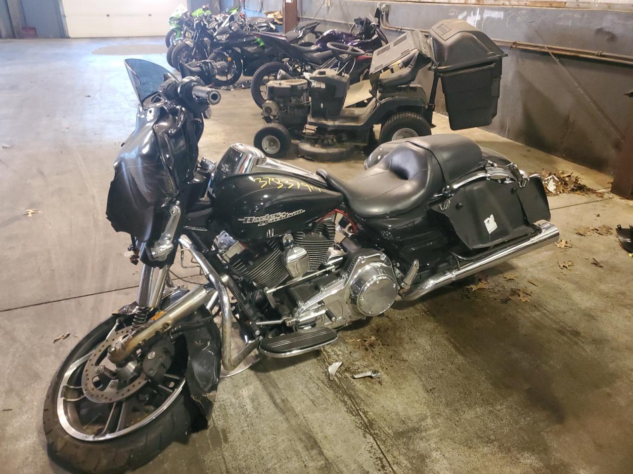 Изображение 2 2014 HARLEY-DAVIDSON FLHXS STREET GLIDE SPECIAL 2014 с VIN 1HD1KRM11EB659236