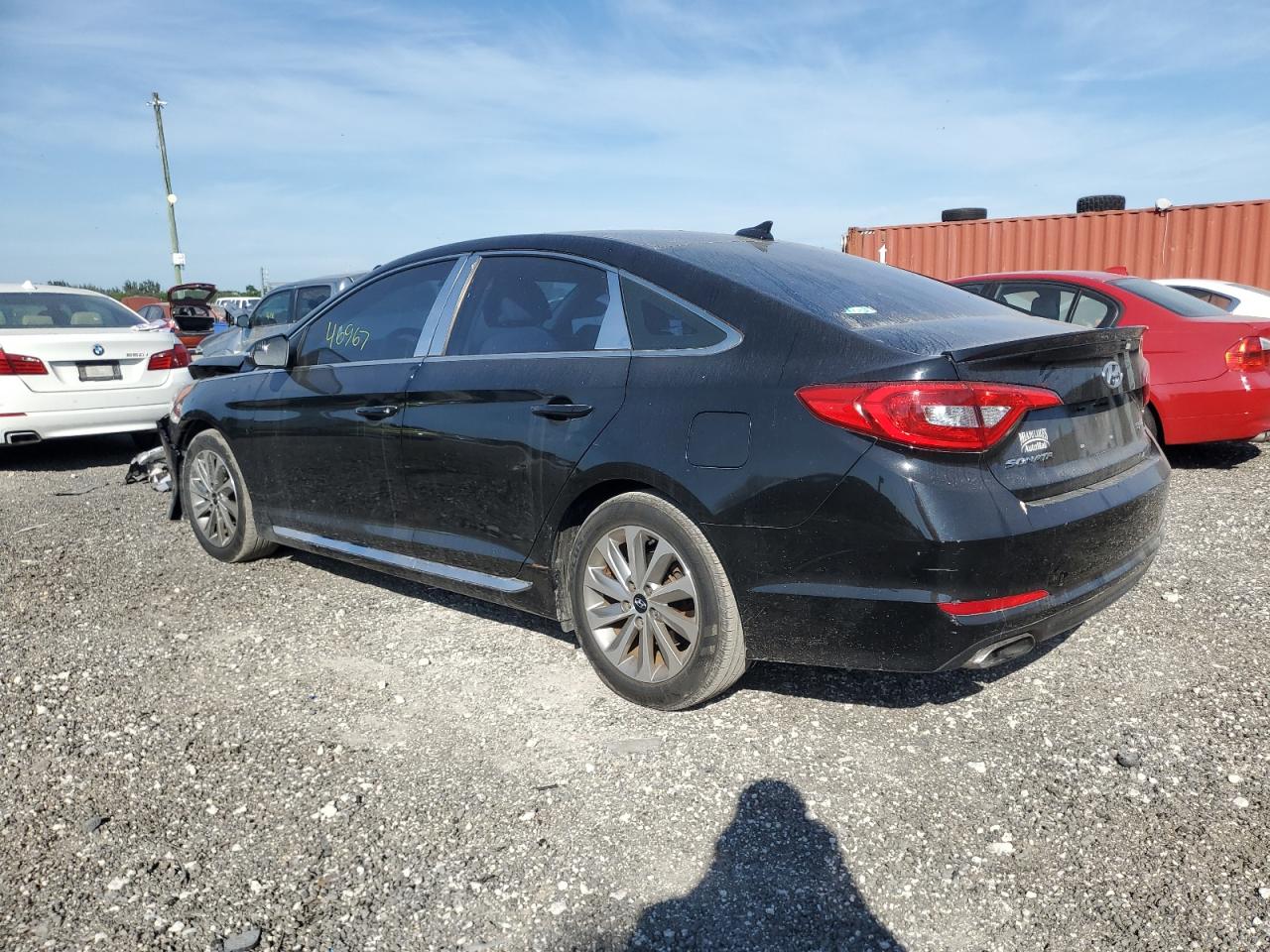 Obraz 2 z 2017 HYUNDAI SONATA SPORT 2017 z VIN 5NPE34AF2HH572144