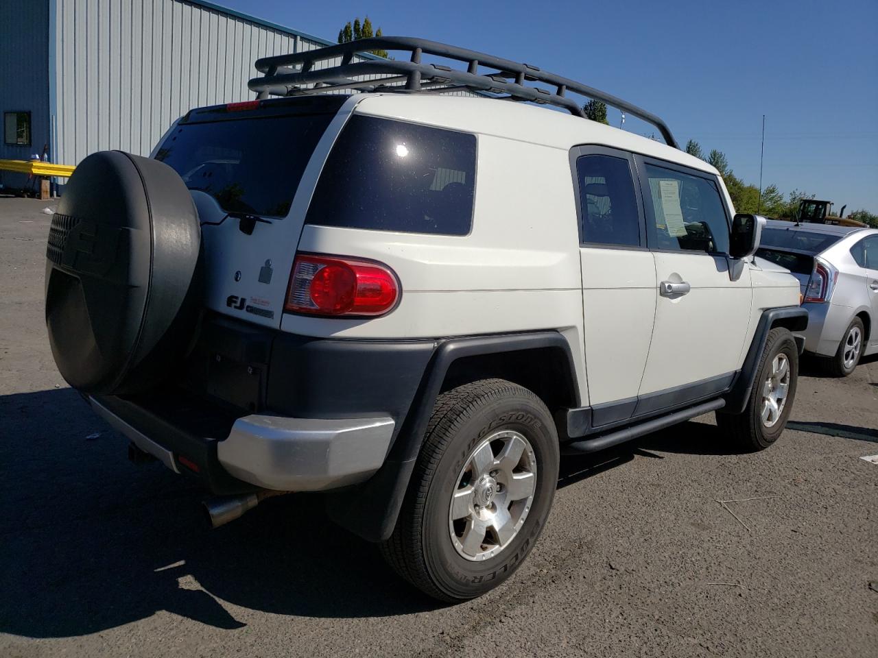Obraz 3 z 2010 TOYOTA FJ CRUISER  2010 z VIN JTEZU4BF1AK009876