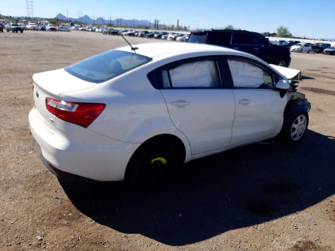 Image 3 of 2017 KIA RIO LX 2017 with VIN KNADM4A32H6044934