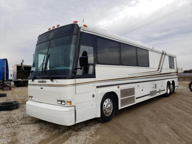 Image 2 of 1989 MOTOR COACH INDUSTRIES TRANSIT BUS 1989 with VIN 1M8GDM9A4KP042592