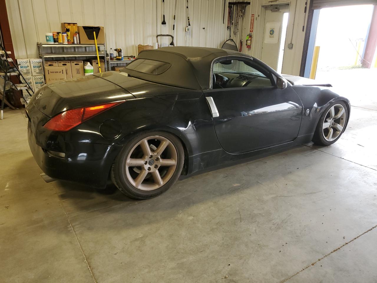 Изображение 3 2004 NISSAN 350Z ROADSTER 2004 с VIN JN1AZ36A64M250128