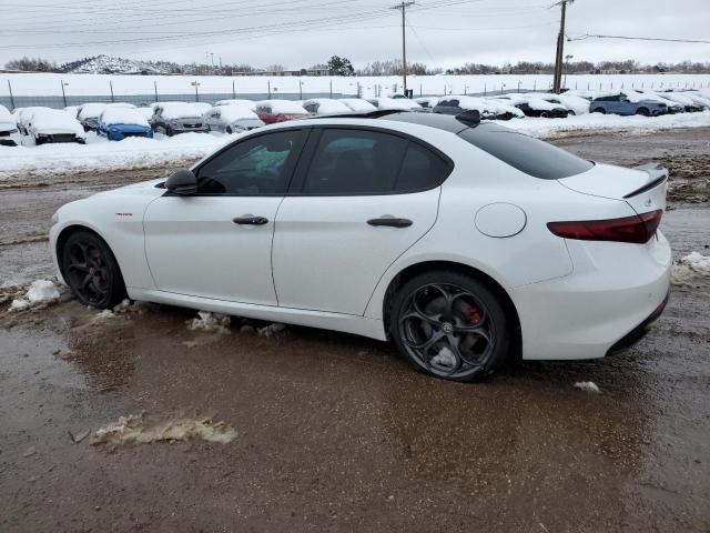 Obraz 2 z 2017 ALFA ROMEO GIULIA TI Q4 2017 z VIN ZARFAEEN4H7551579