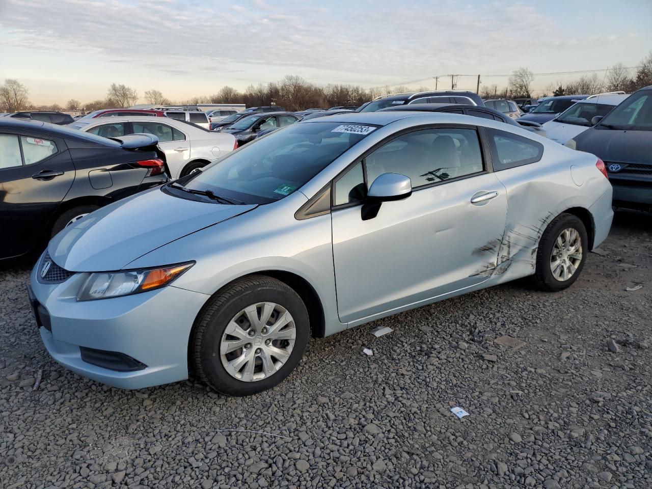 Obraz 1 z 2012 HONDA CIVIC LX 2012 z VIN 2HGFG3B53CH560368