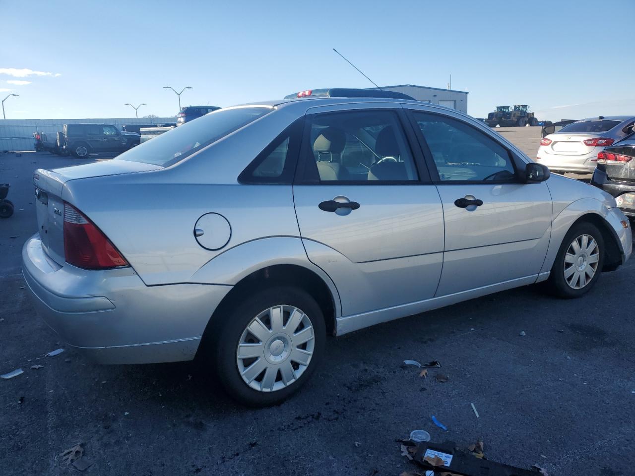 Obraz 3 z 2006 FORD FOCUS ZX4 2006 z VIN 1FAFP34N56W168113