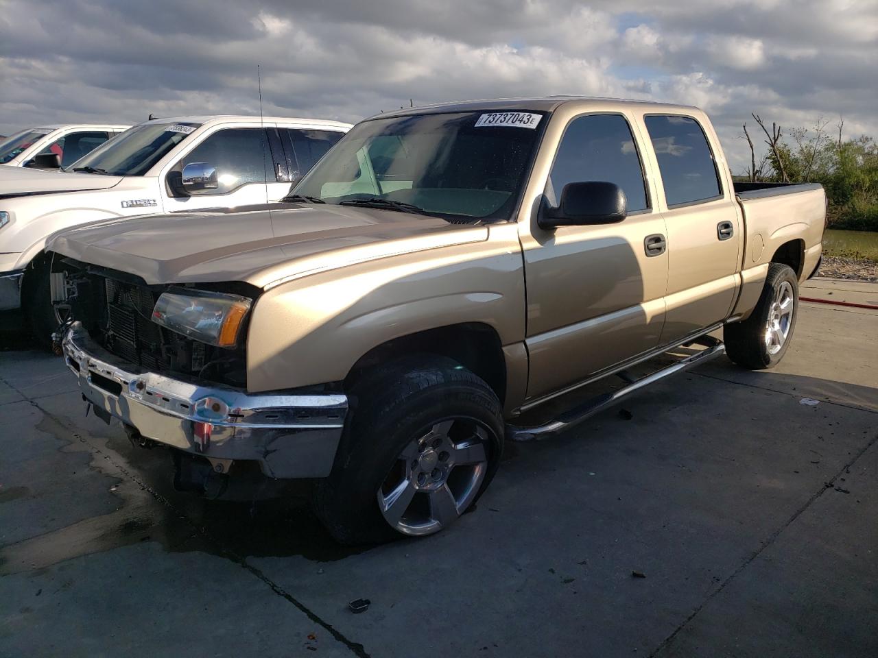 Изображение 1 2005 CHEVROLET SILVERADO C1500 2005 с VIN 2GCEC13TX51288050