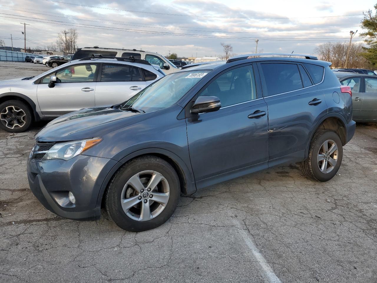 Image 1 of 2015 TOYOTA RAV4 XLE 2015 with VIN JTMRFREV7FD152860