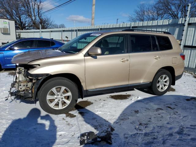 Image 1 of 2012 TOYOTA HIGHLANDER BASE 2012 with VIN 5TDBK3EH0CS104329