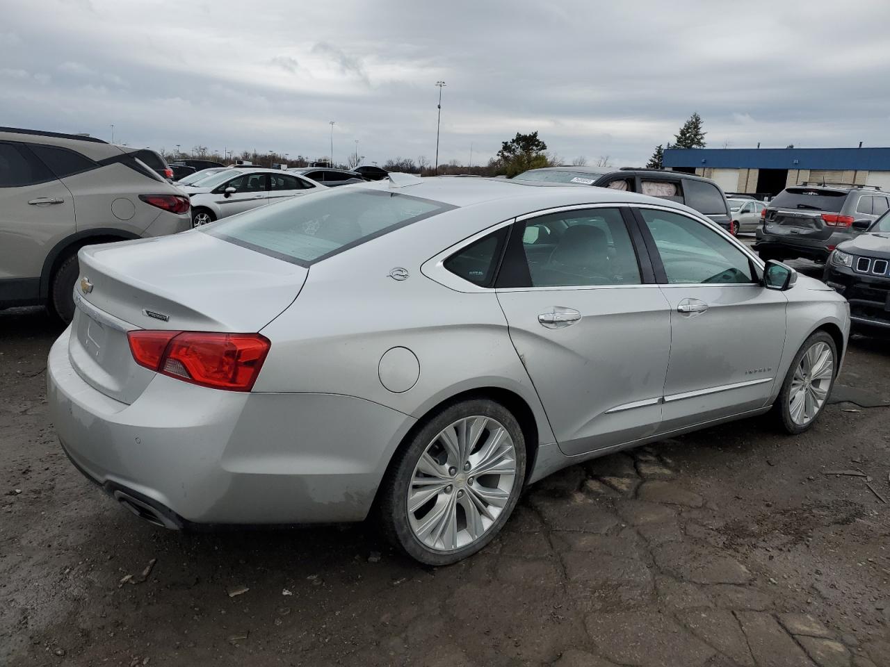 Image 3 of Chevrolet Impala Premier 2019 with VIN 1G1105S34KU142588
