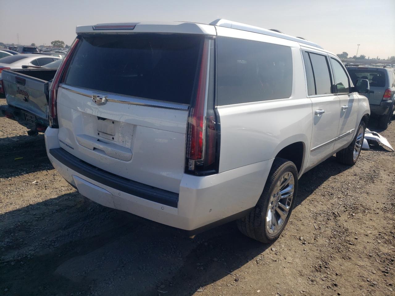Image 3 of Cadillac Escalade Esv Premium Luxury 2018 with VIN 1GYS4JKJXJR197534