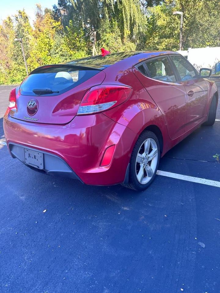 Image 3 of 2013 HYUNDAI VELOSTER  2013 with VIN KMHTC6AD2DU142353