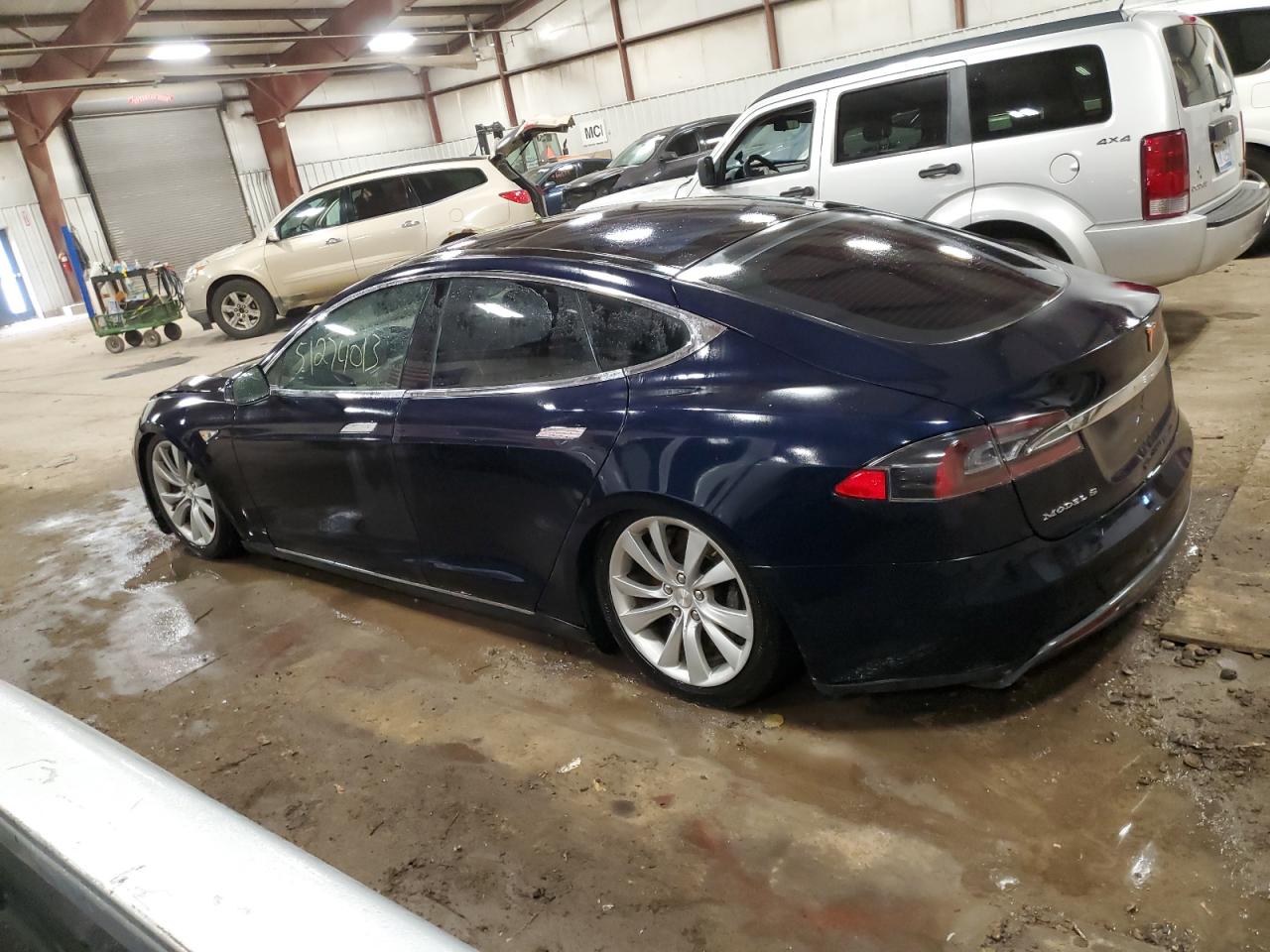 Изображение 2 2012 TESLA MODEL S 2012 с VIN 5YJSA1DN0CFP01810